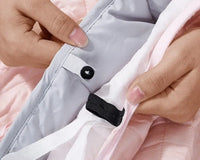 A picture showing the mechanism for securing the duvet and the weighted blanket.