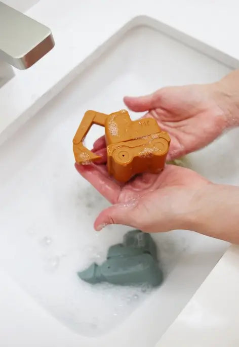 The Construction Bath Toy Set.