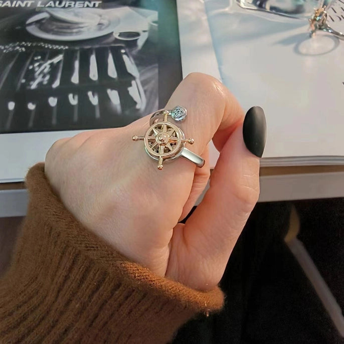 The Rudder Compass Fidget Ring in Solid Copper.