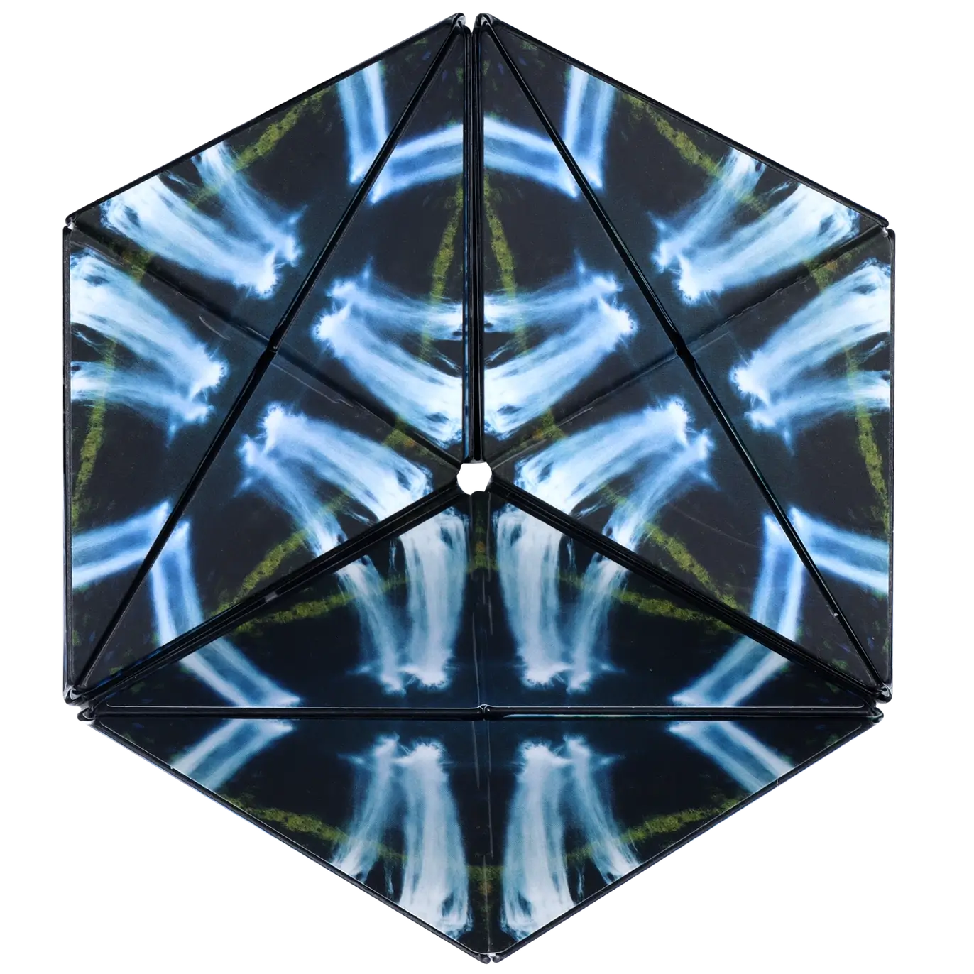 One of the designs created by the Duomoto Deluge Magnetic Puzzle.
