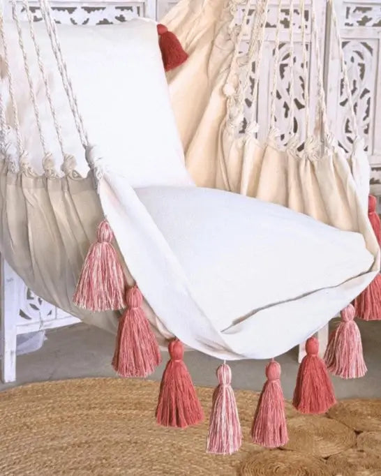 A close-up look at the pink tassels.