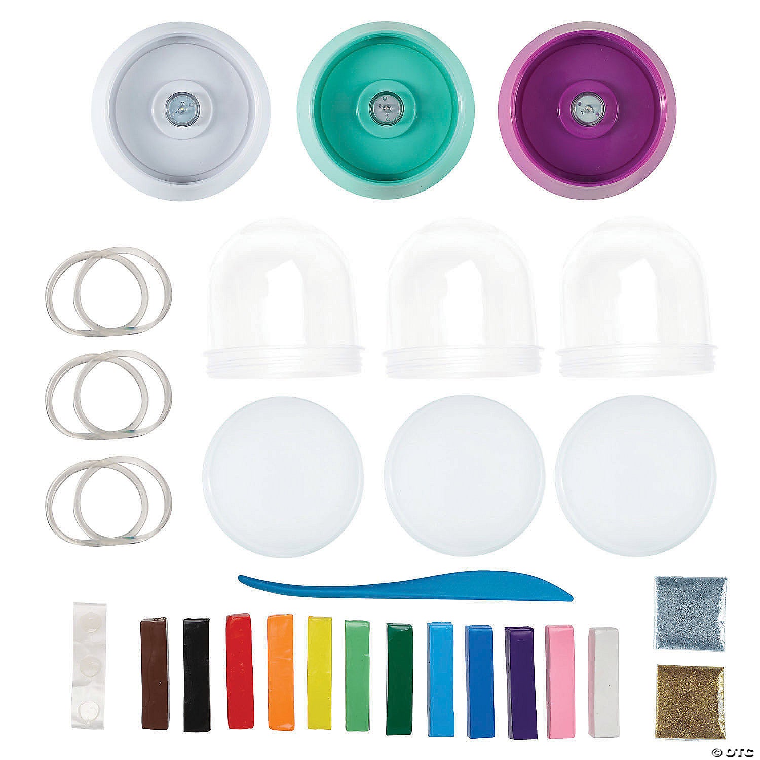 A look at what's included inside the MYO Light Up Snow Globes kit.