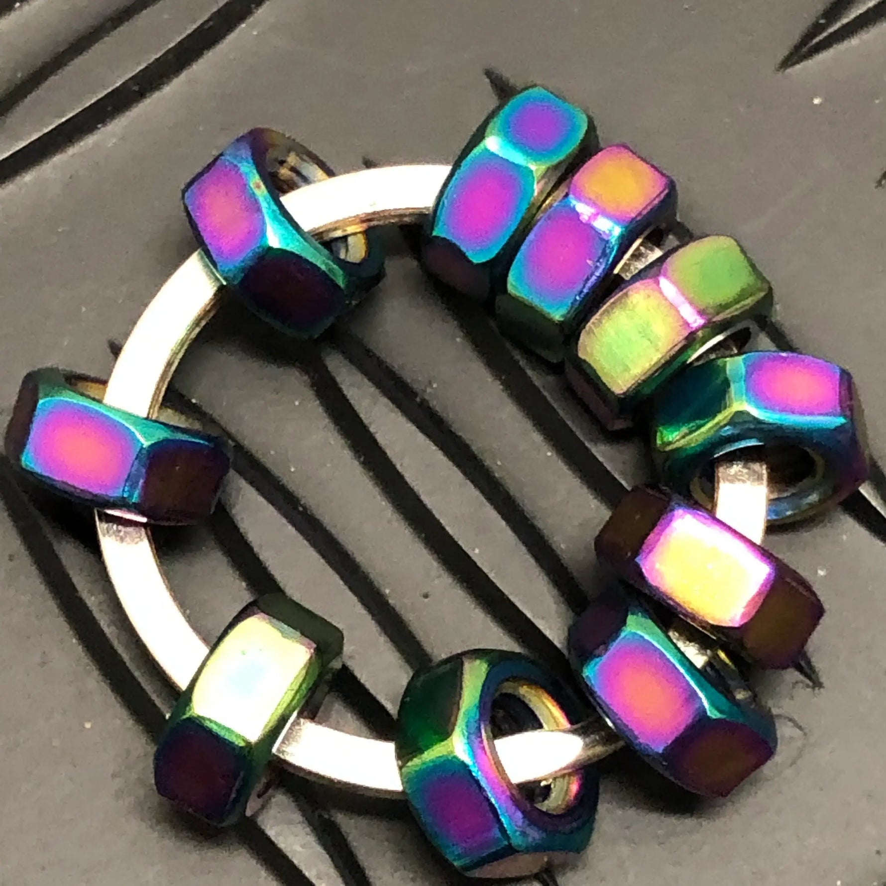 Kaiko Oil Slick Hexa Fidget, XL.