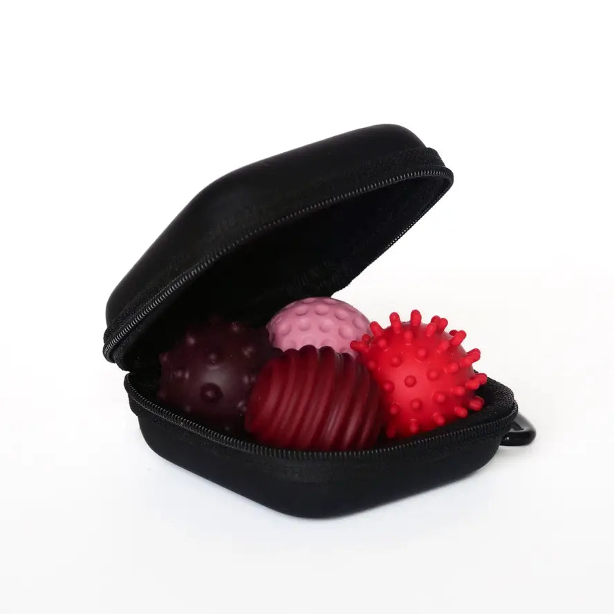 The 4-pack of ruby ONO Roller Signets.