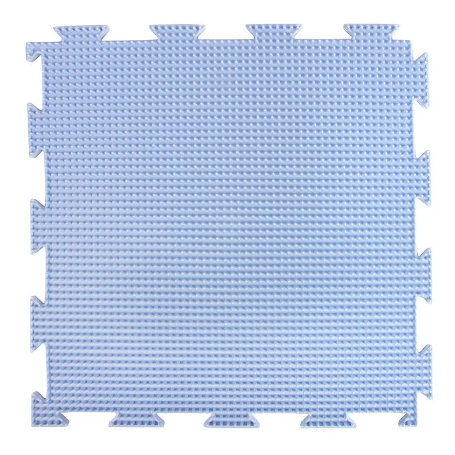 The lilac colored spike mat.