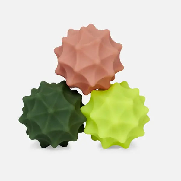 Speks Odds Vivid Green Spurs.