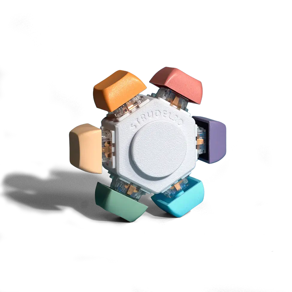 The Strudel3D Keyboard Fidget Spinner with 6 Keys.