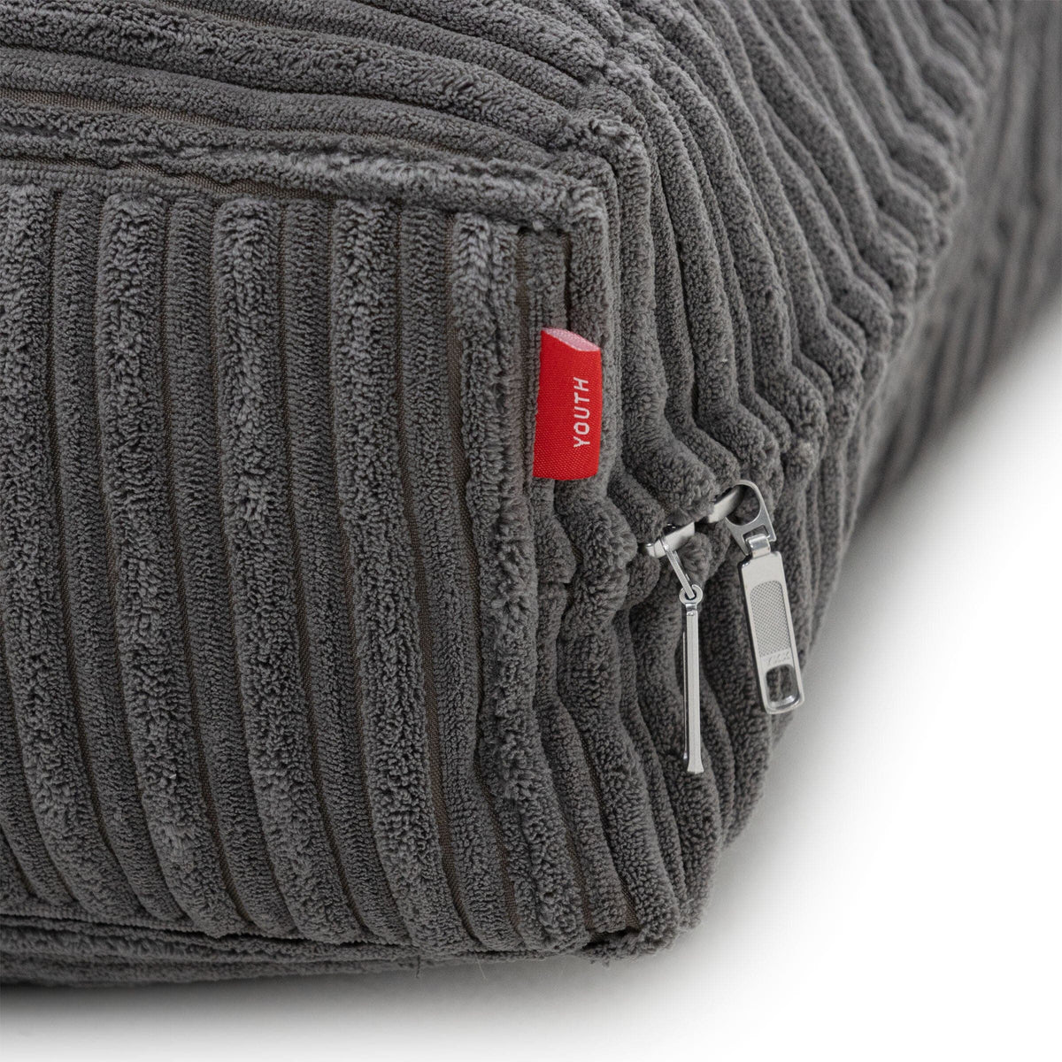 The zipper enclosure on the Terry Corduroy Children's Crash Pad.
