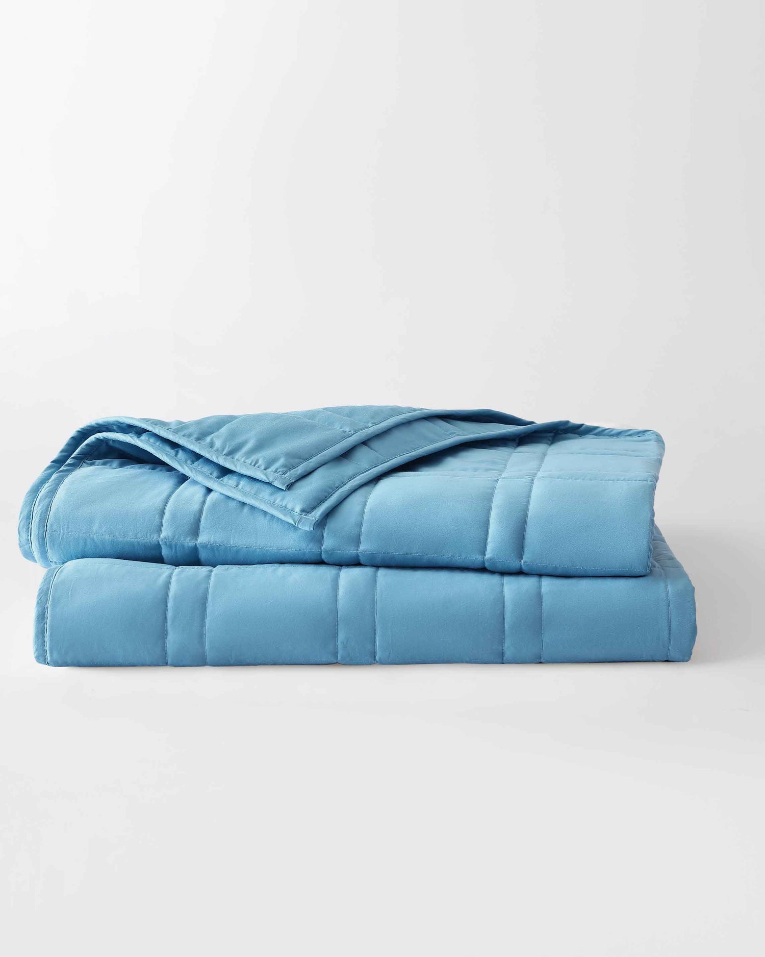 The Aqua Baloo Mini Weighted Blanket.