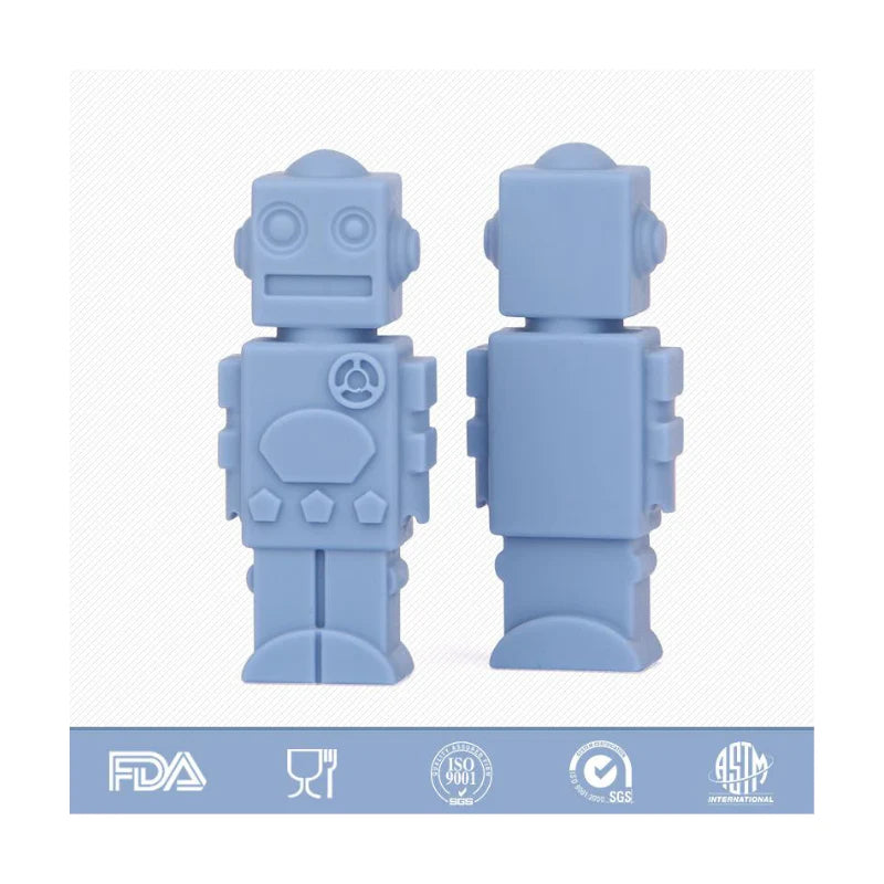 A look at the back and front of the Robot Pencil Topper.